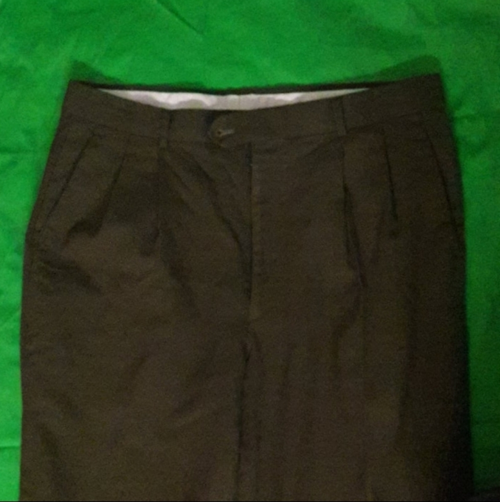 Louis Raphael - Picture 3 of 5